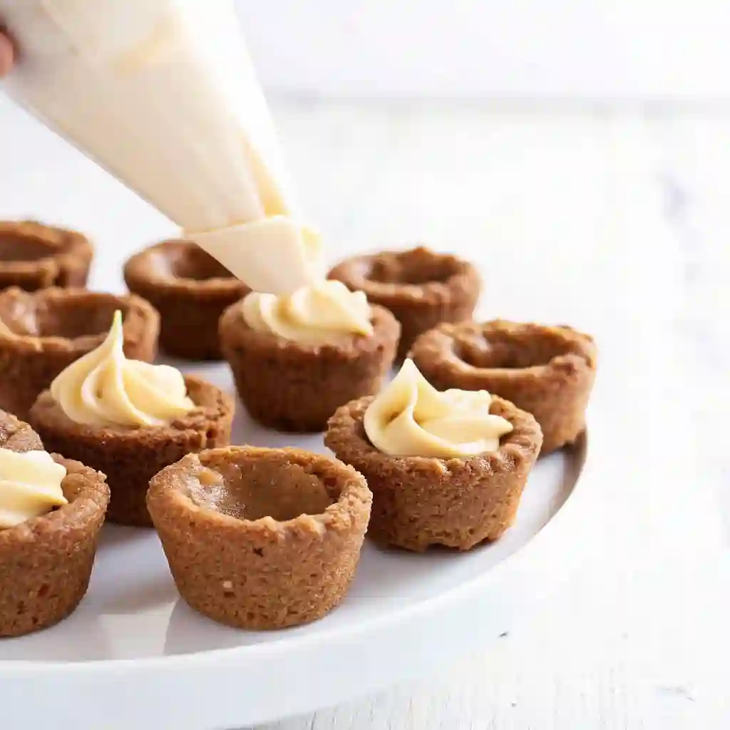 Low Carb Mini Pumpkin Pies | 9 Secrets for Creamy Keto Treats mini keto pumpkin pie Low Carb Mini Pumpkin Pies with sugar-free creamy pumpkin filling
