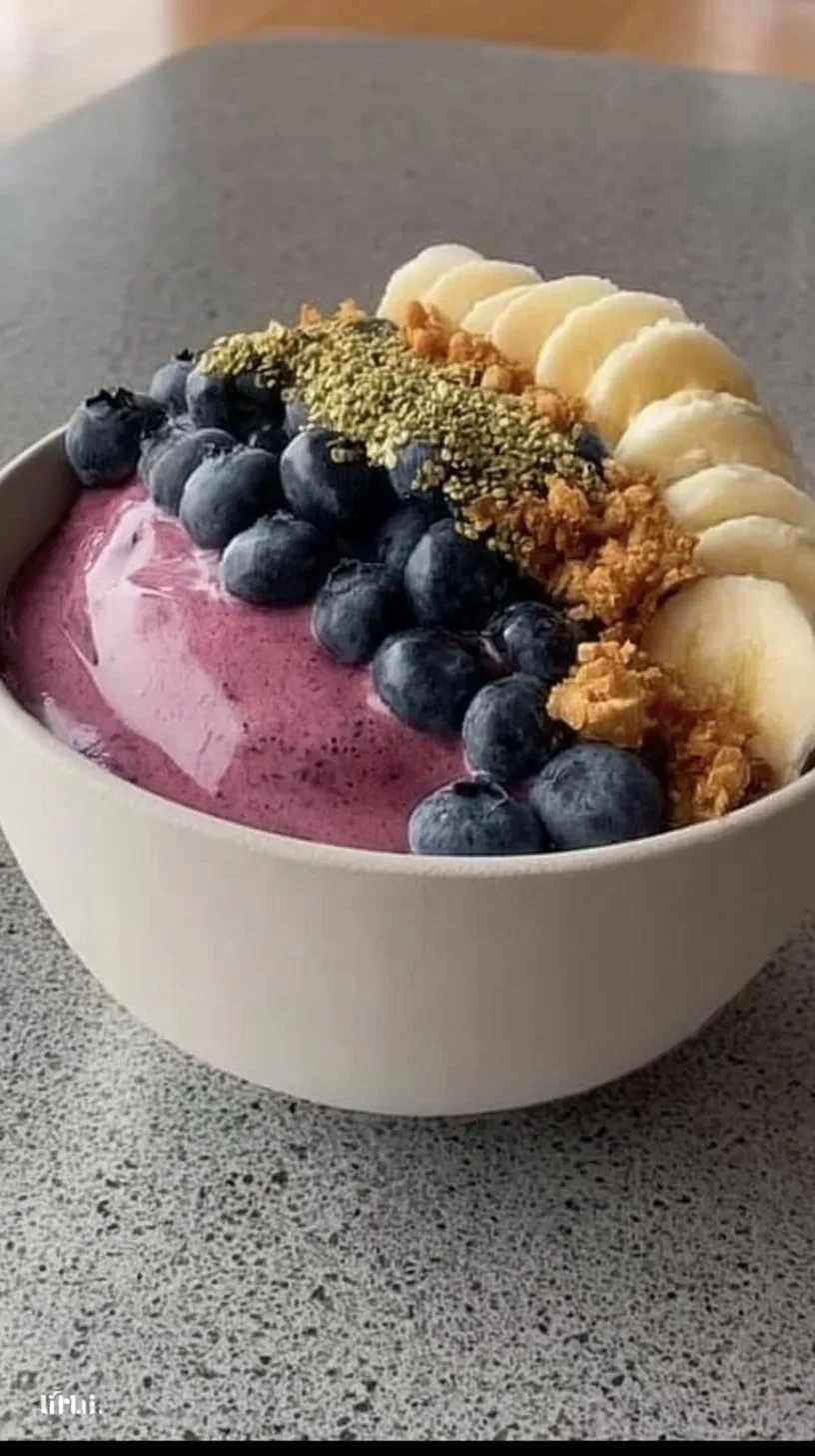High Protein Breakfast Smoothie Bowl breakfast smoothie High Protein Breakfast Smoothie Bowl